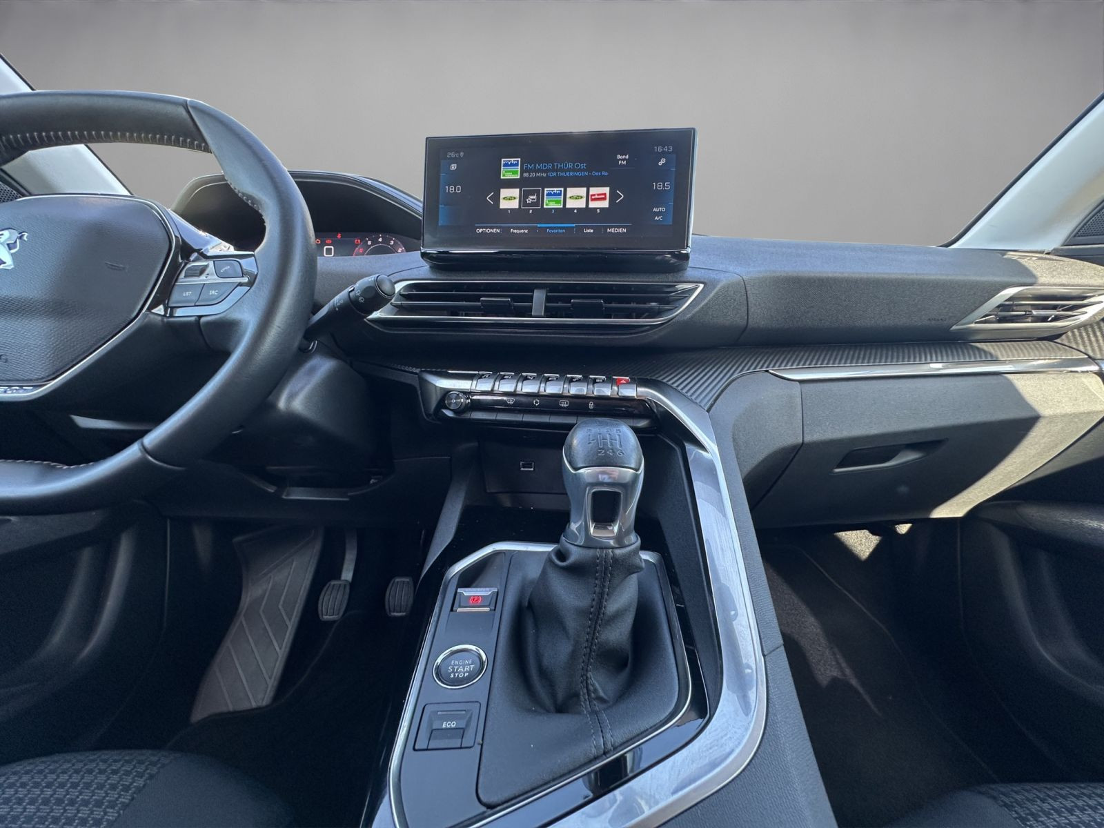 Peugeot - 3008_16