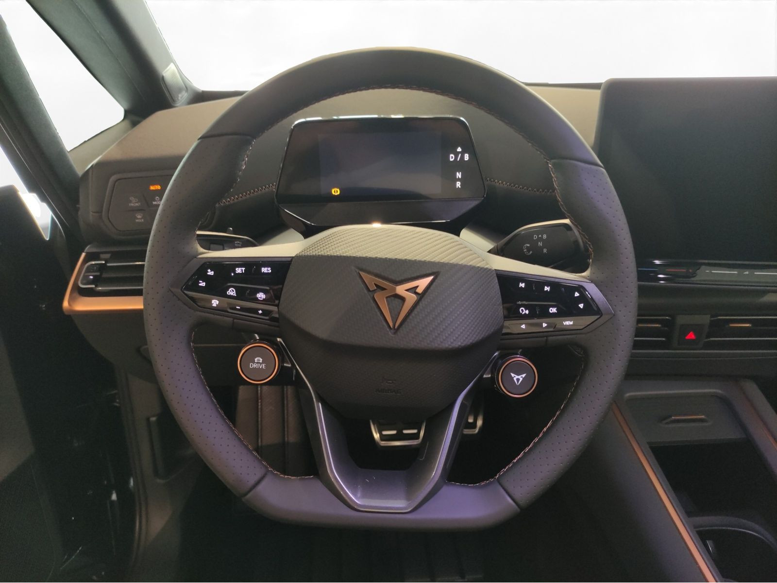 Cupra - Born_12
