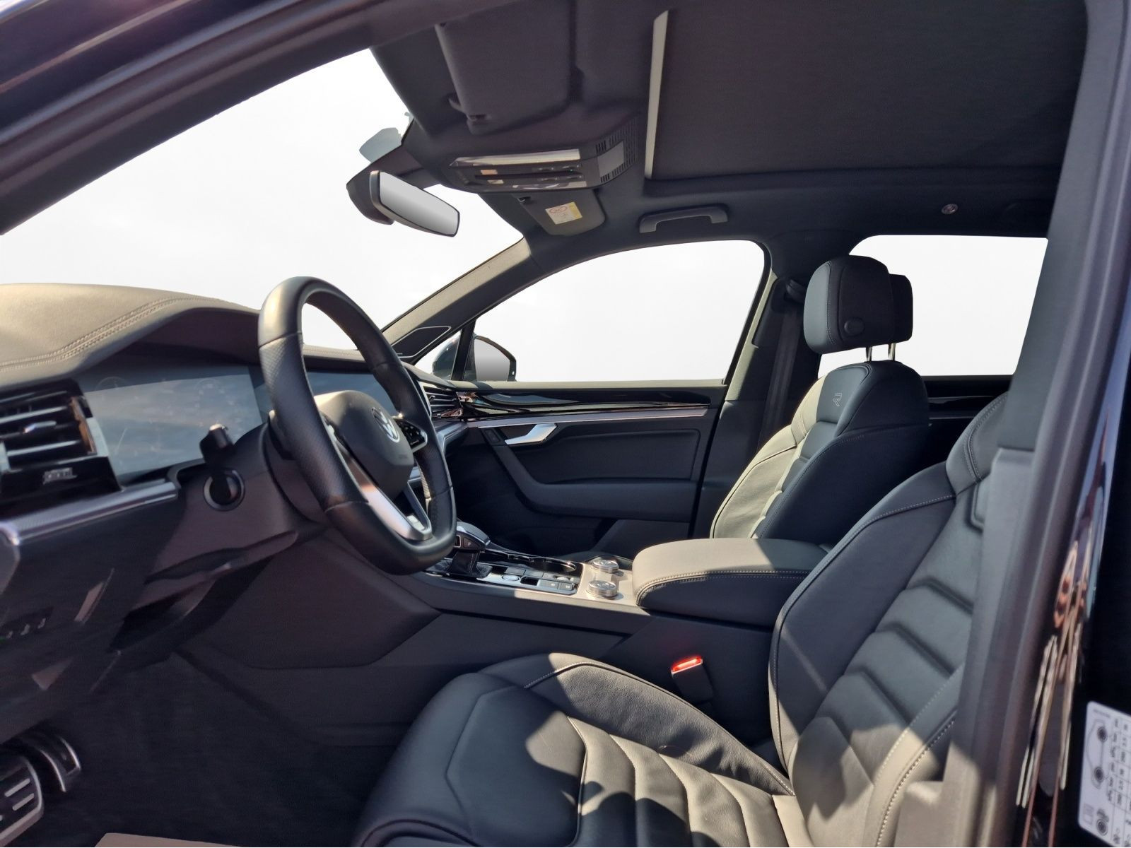 Volkswagen - Touareg_4