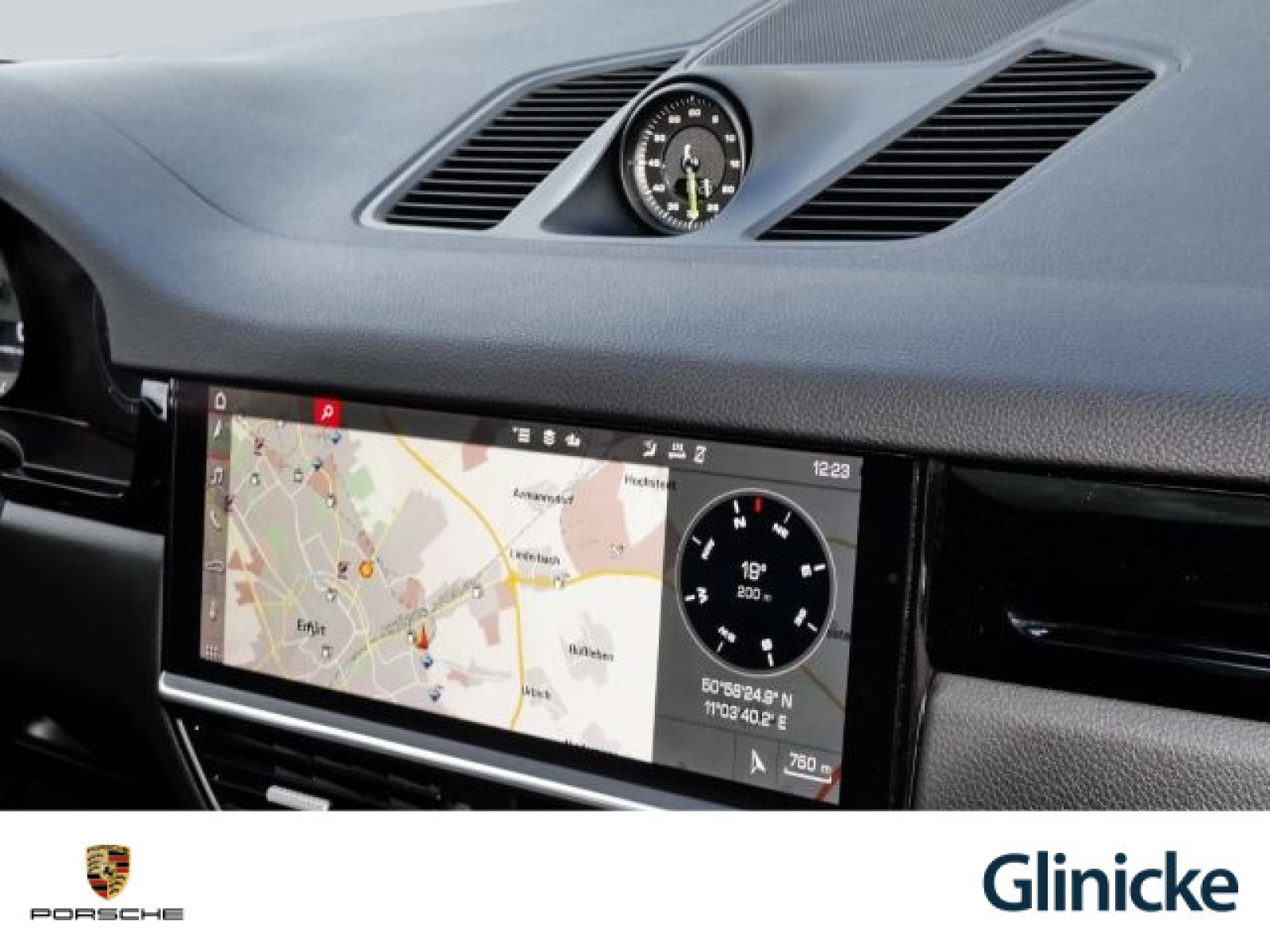 Porsche - Cayenne_12