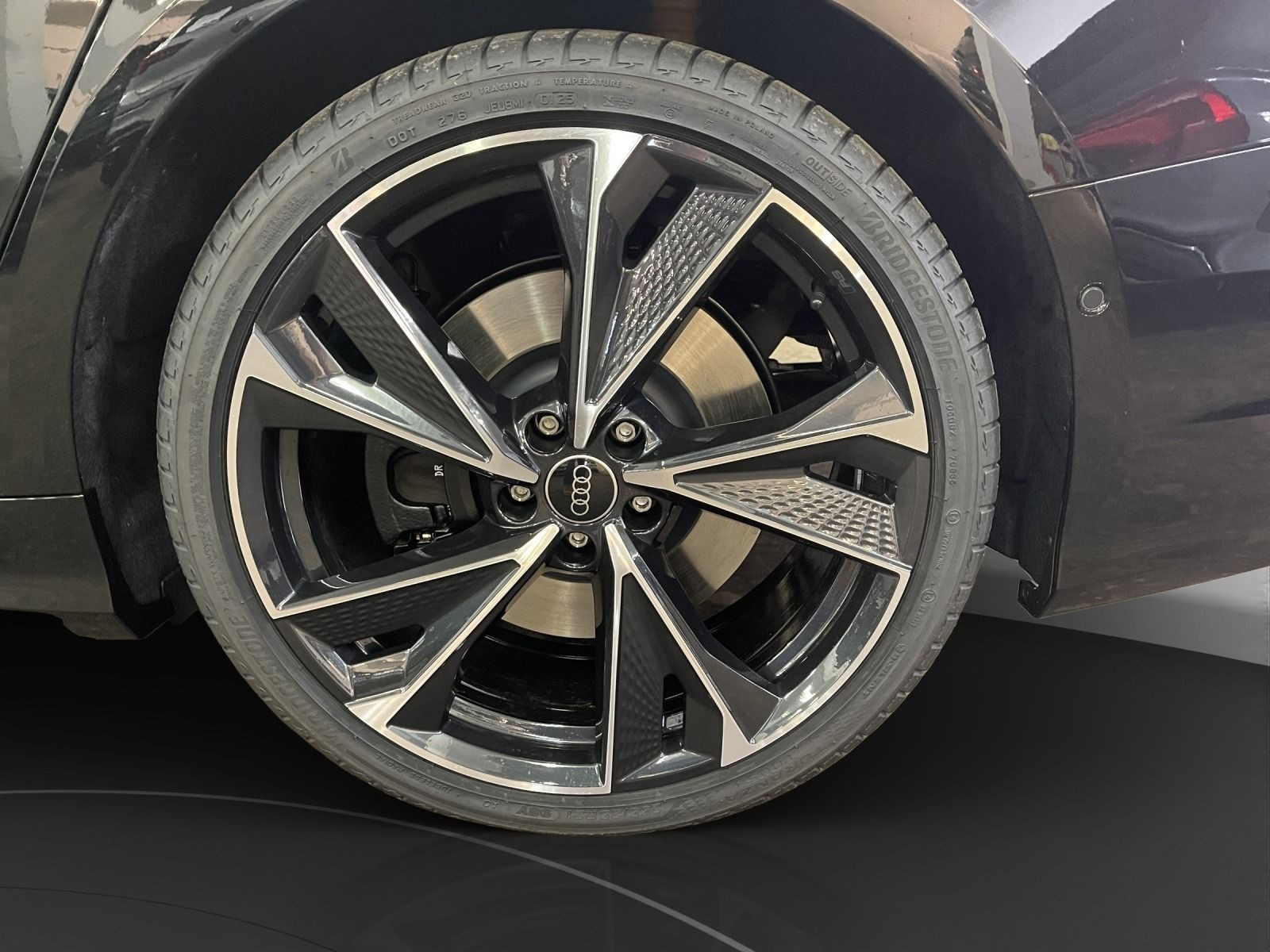 Audi - S6 Avant_10