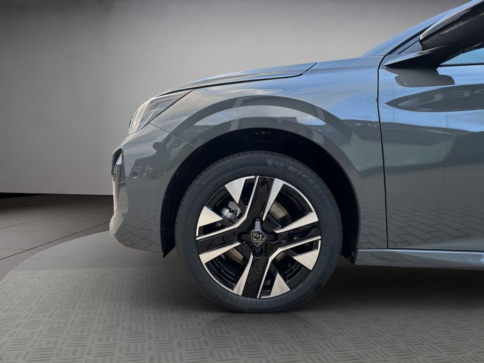Peugeot - 208_20