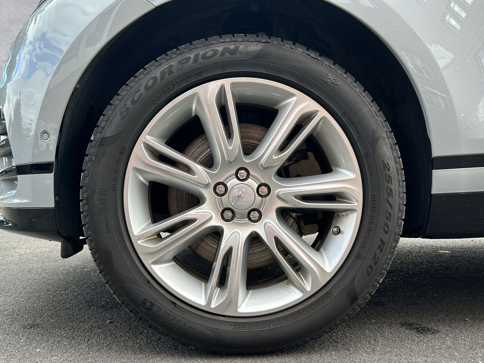 Land Rover - Range Rover Velar_9