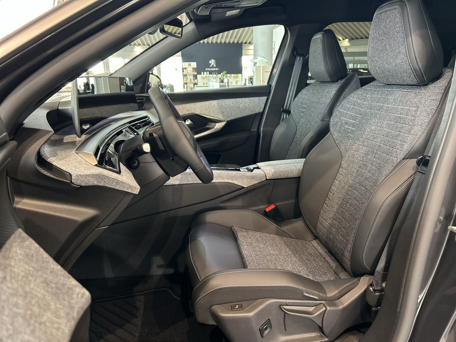 Peugeot - 5008_7