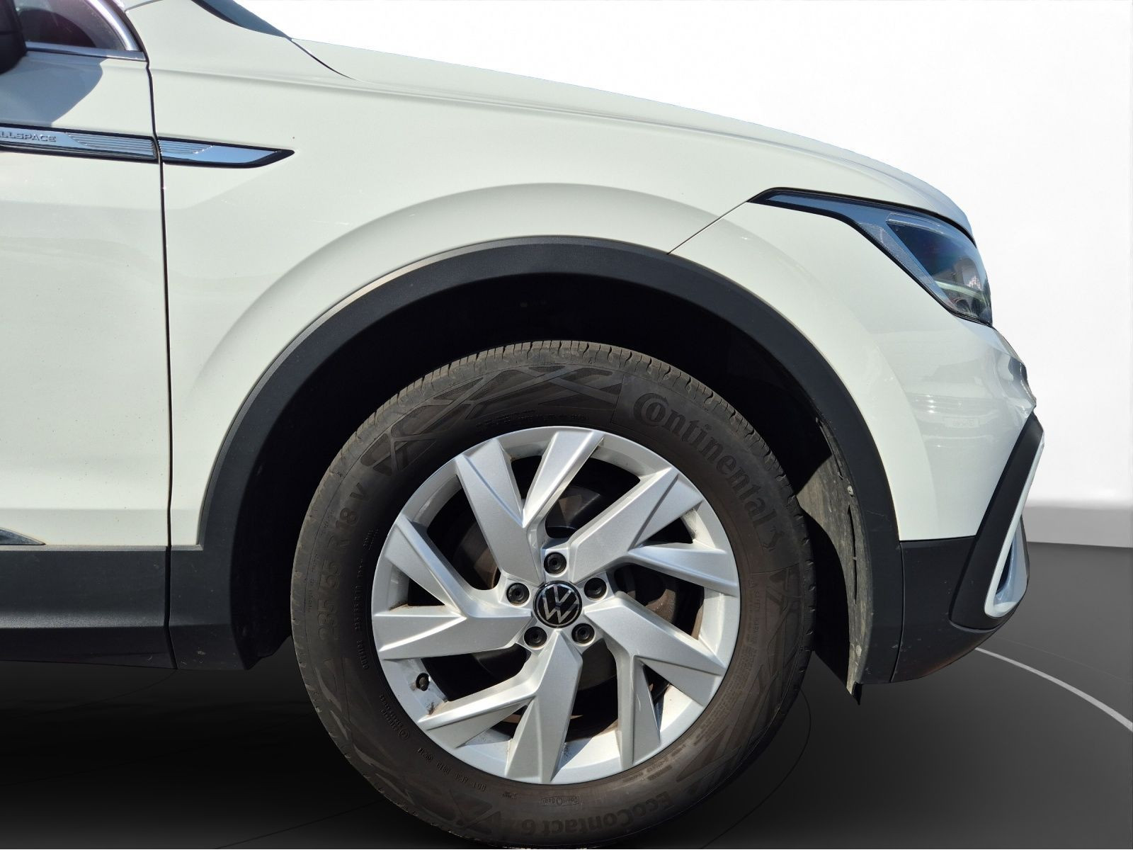 Volkswagen - Tiguan Allspace_13