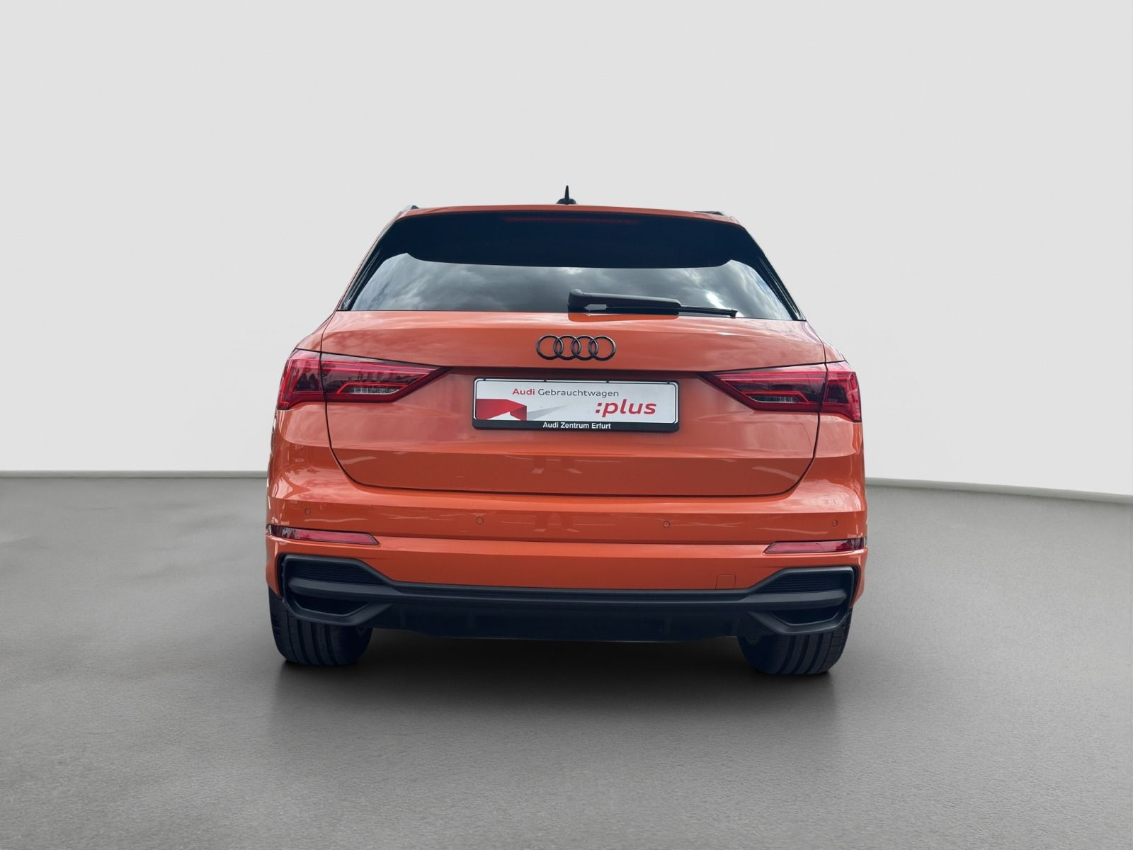 Audi - Q3_5