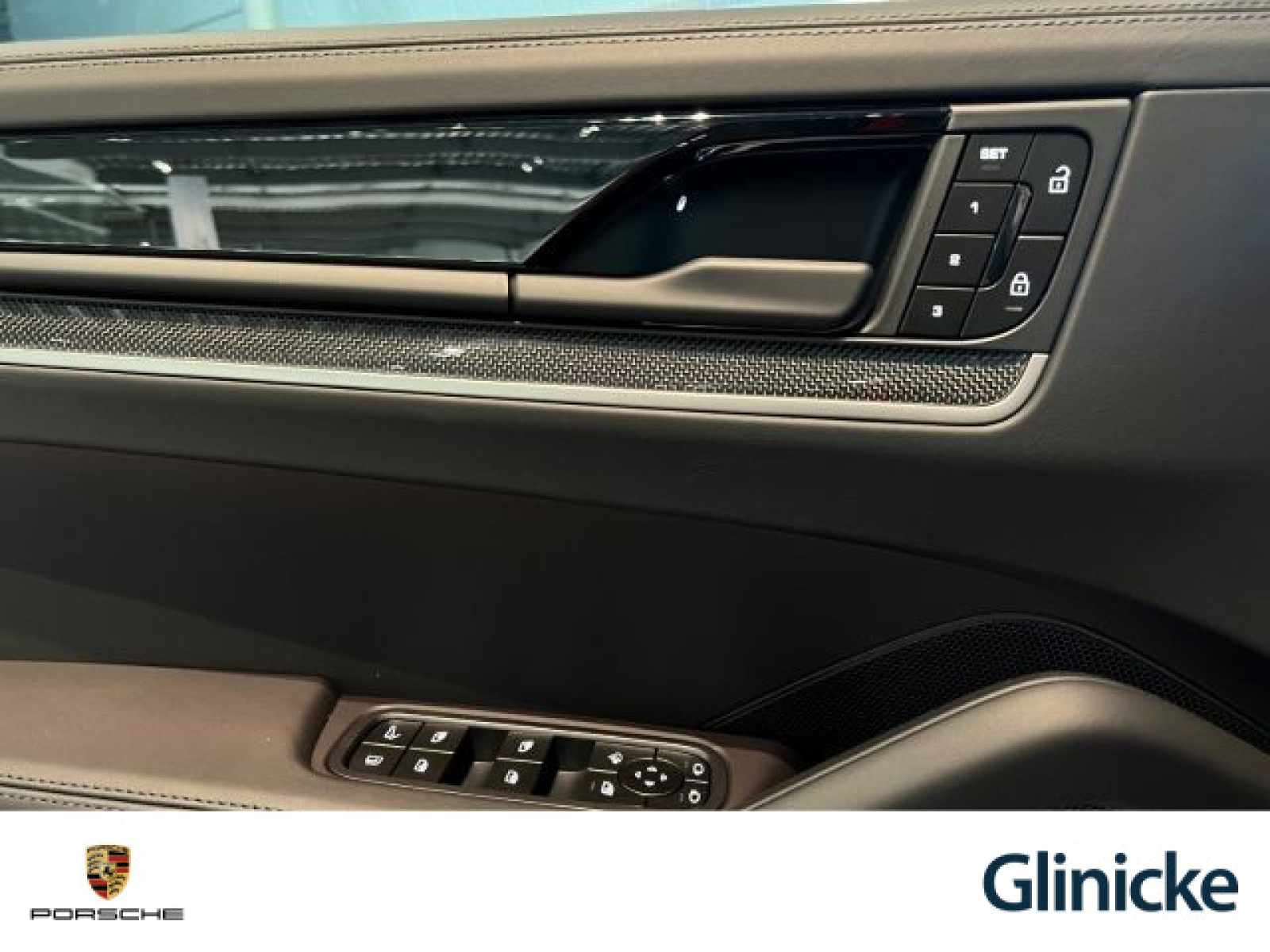 Porsche - Cayenne_23