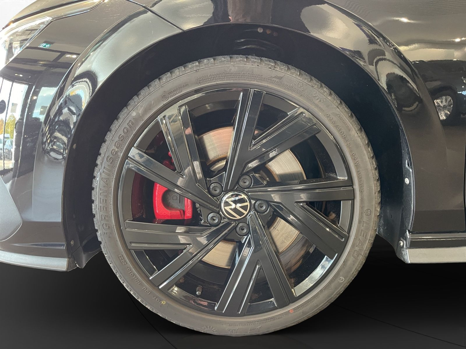 Volkswagen - Golf GTI_13