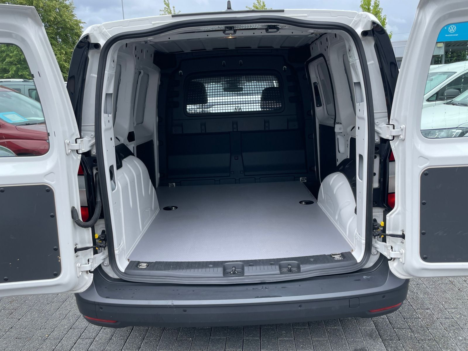 Volkswagen - Caddy Cargo_5