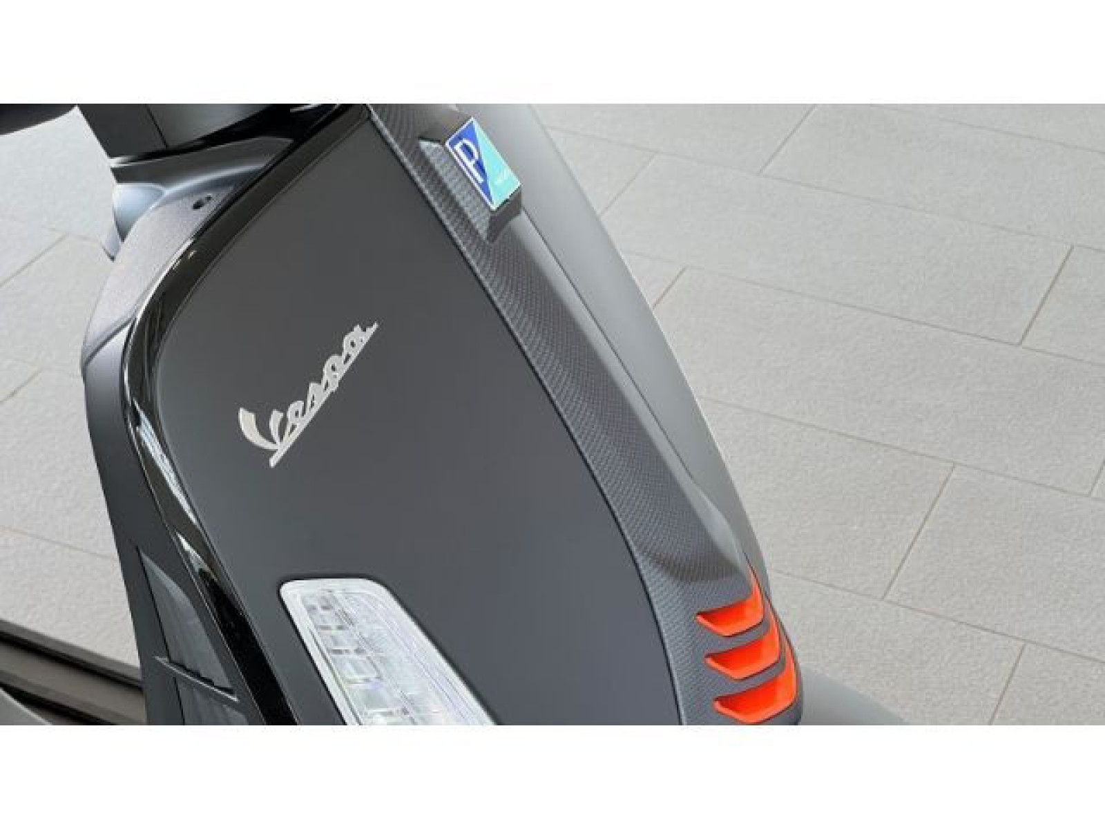 Piaggio - _8