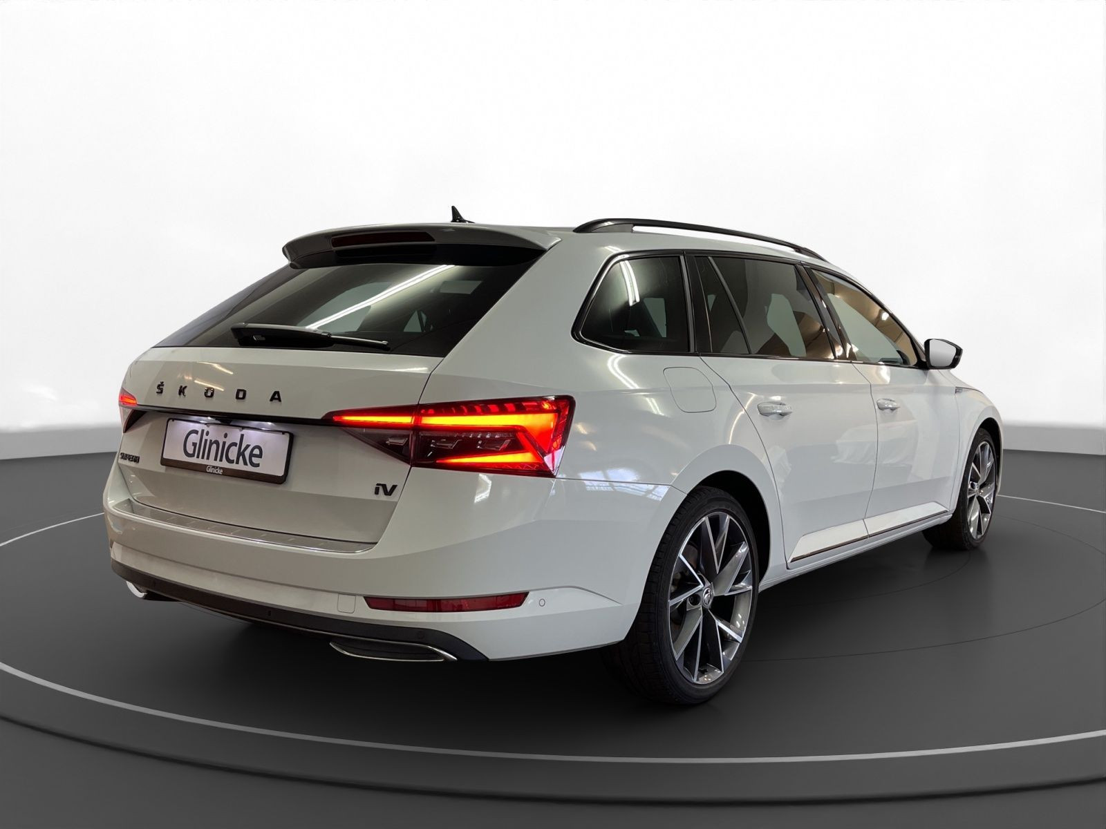Škoda - Superb_4