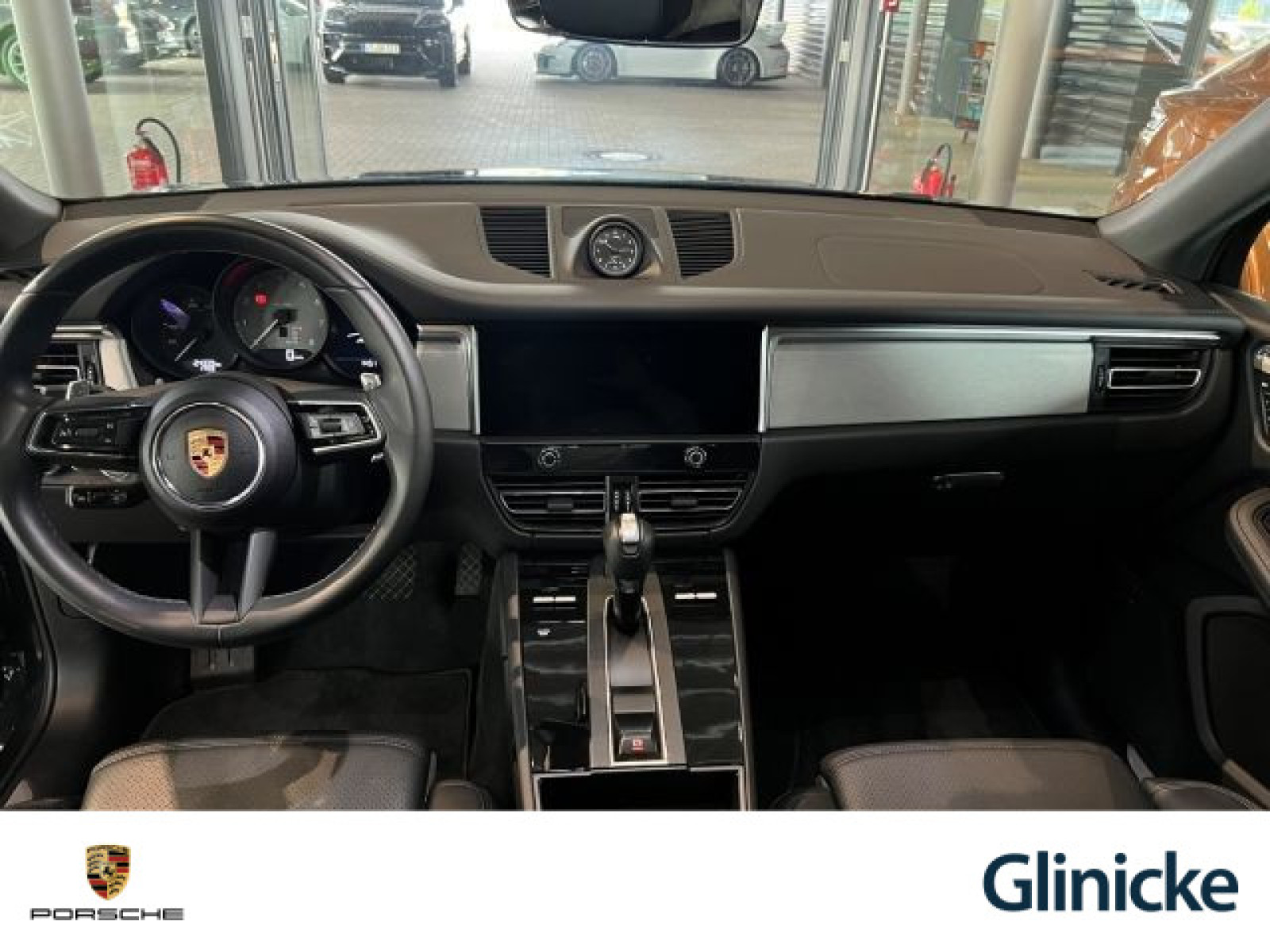 Porsche - Macan_24
