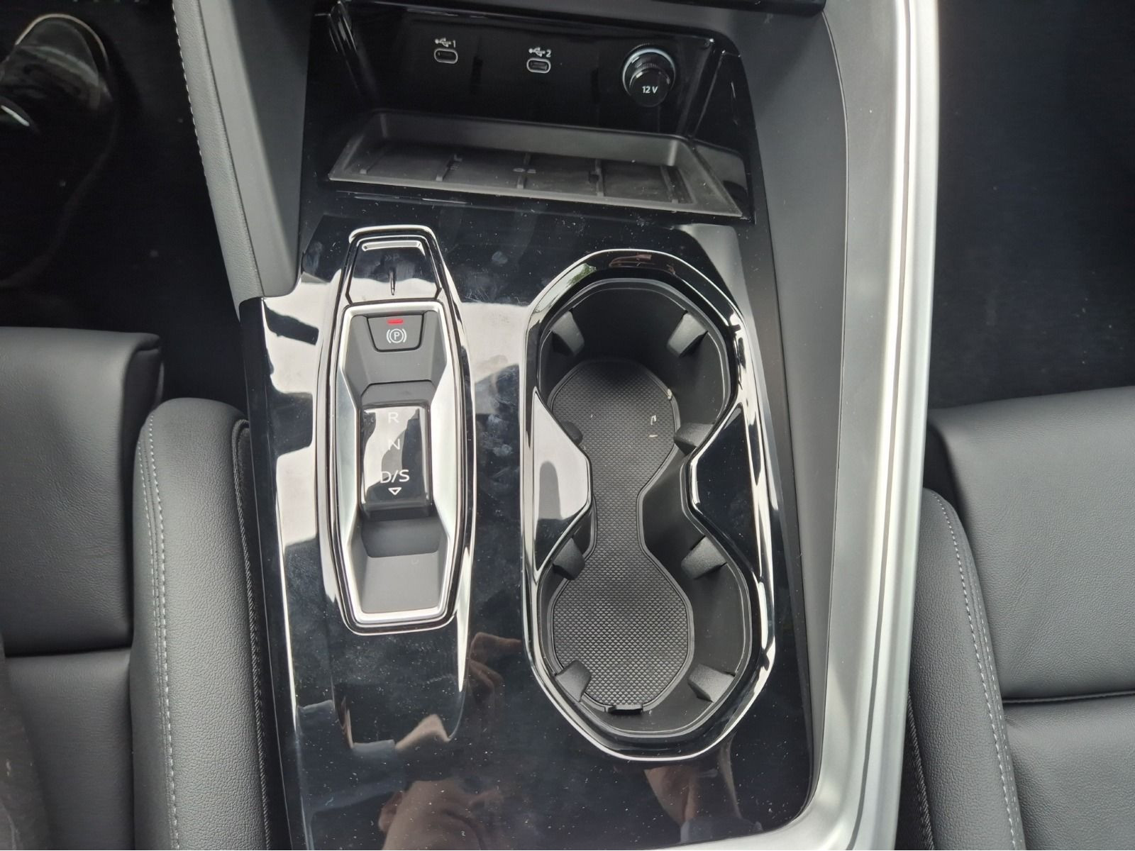 Audi - Q5_17