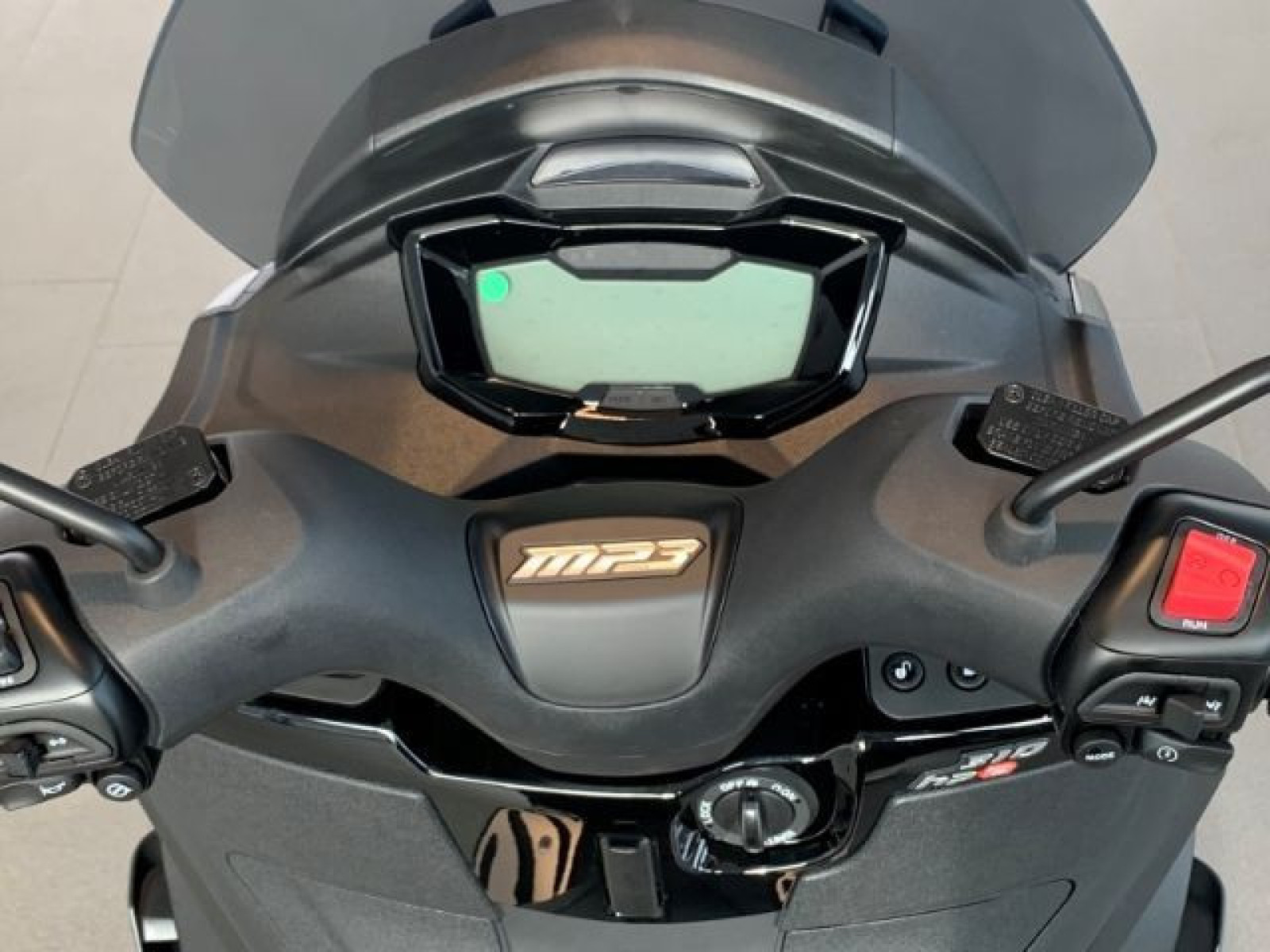Piaggio - MP3_11