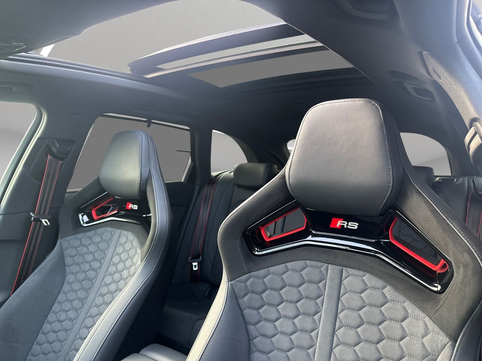 Audi - RS 4_15
