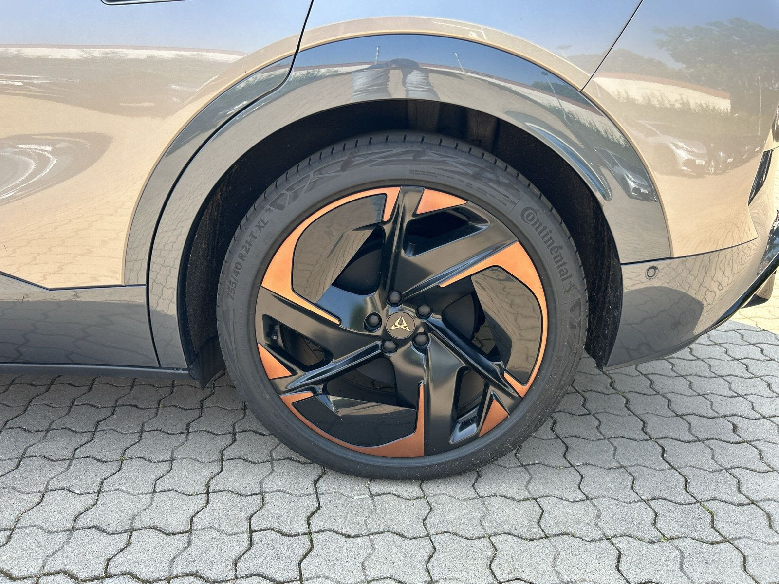 Cupra - Tavascan_19