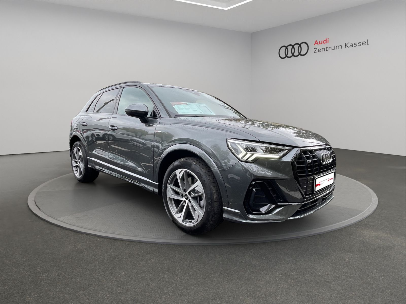 Audi - Q3_9 Audi - Q3_9