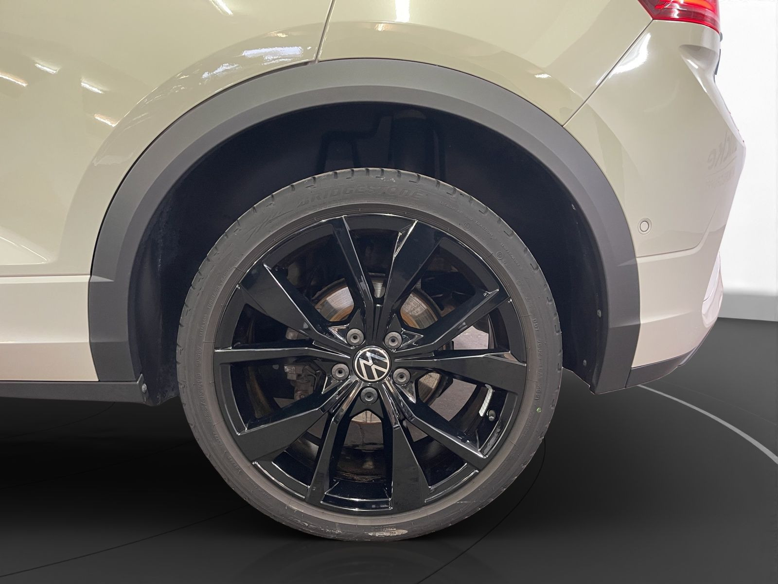 Volkswagen - T-Roc_14