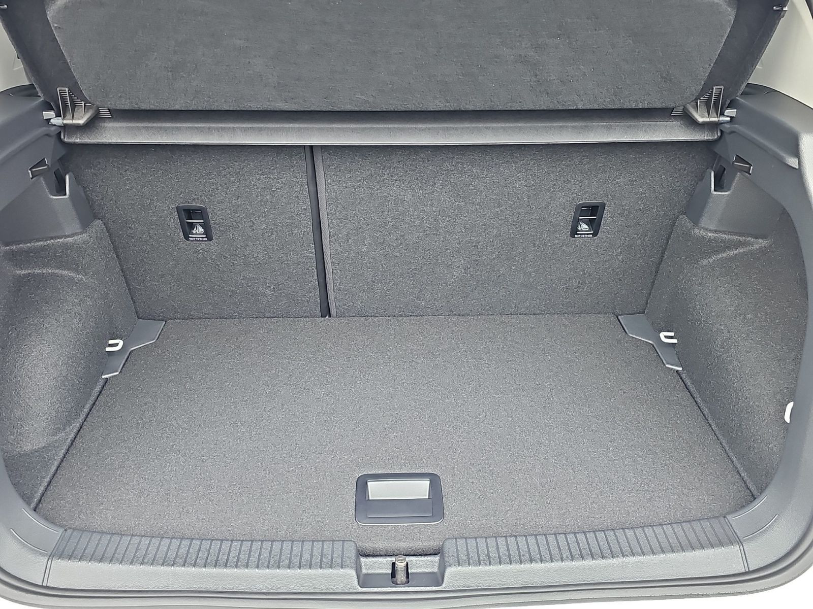 Volkswagen - T-Cross_16