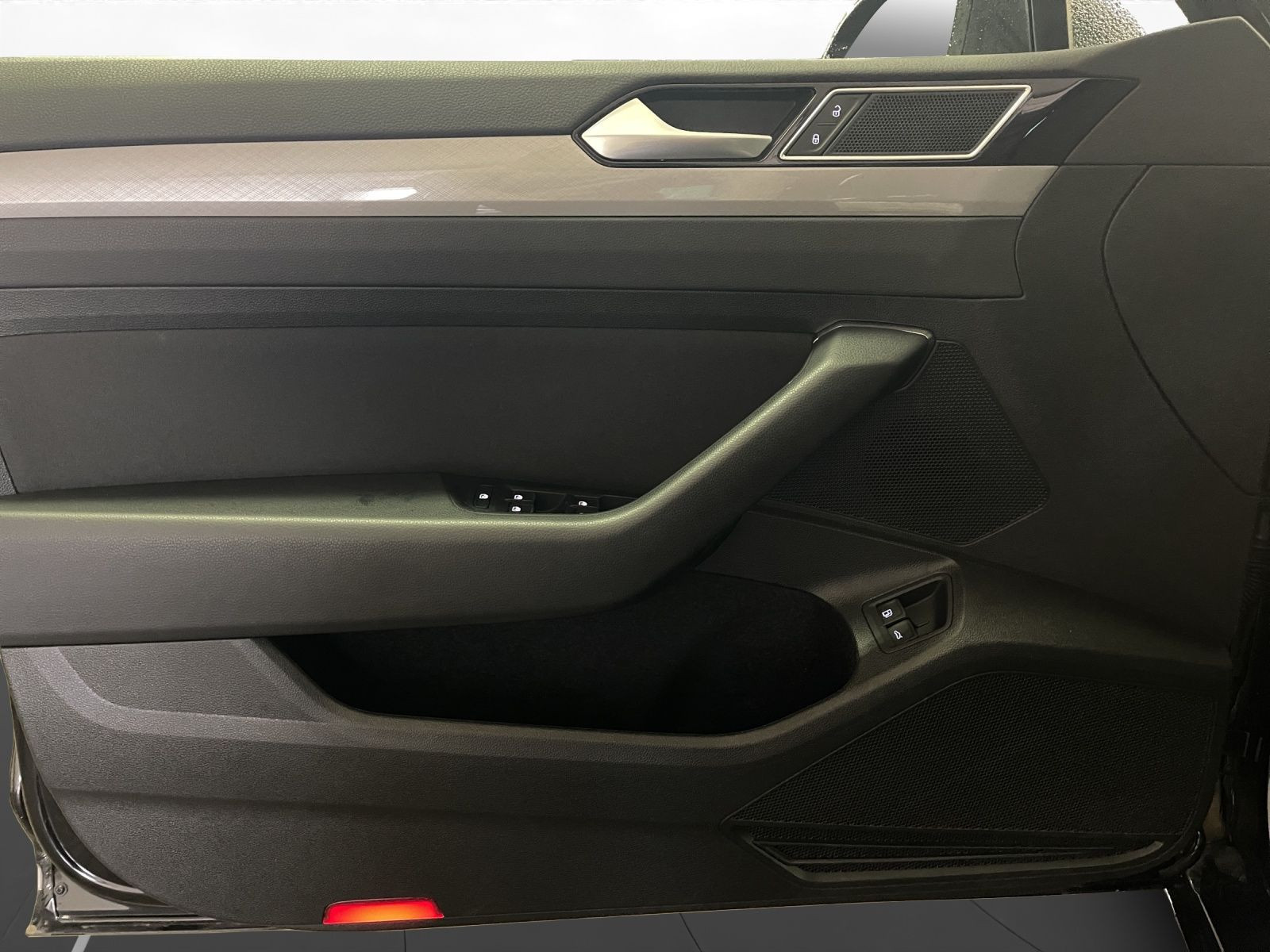 Volkswagen - Passat Variant_12