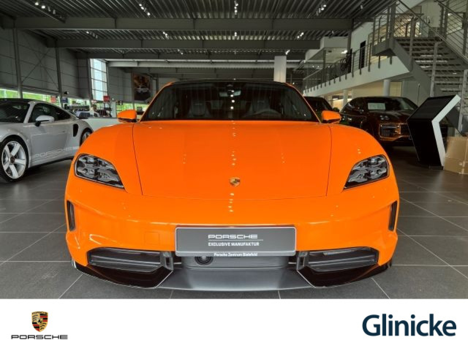 Porsche - Taycan_4