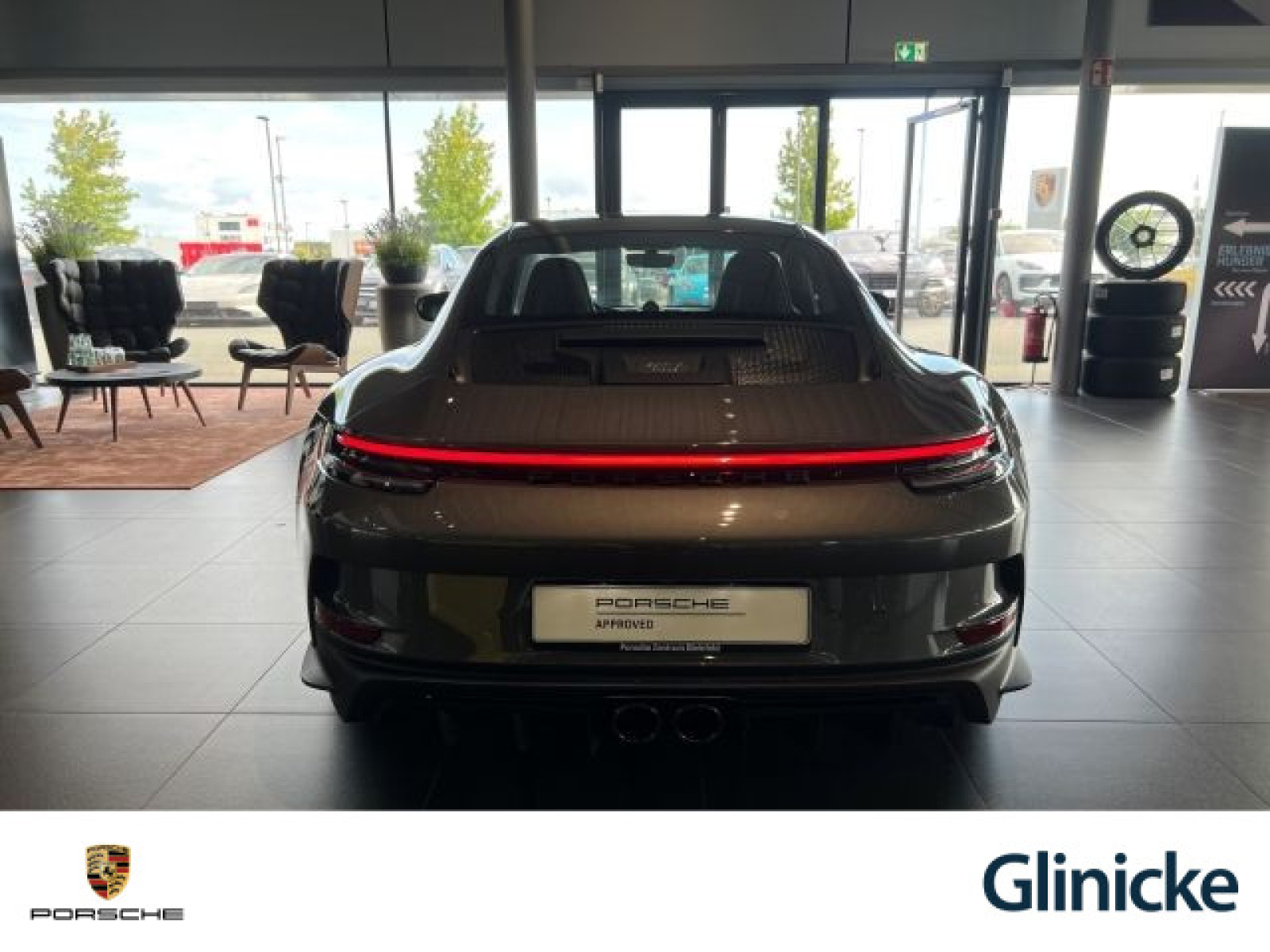 Porsche - 992_4
