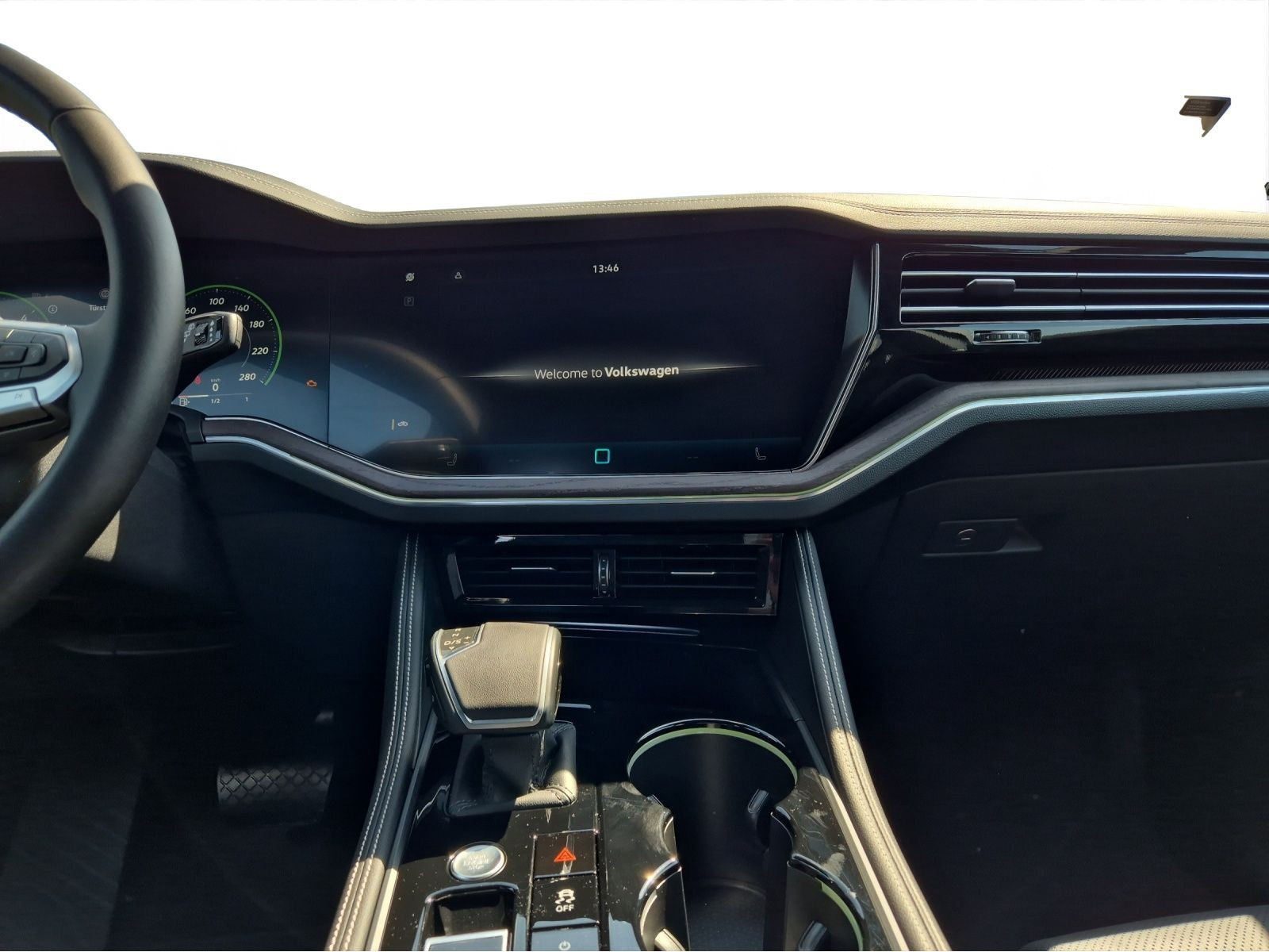 Volkswagen - Touareg_7