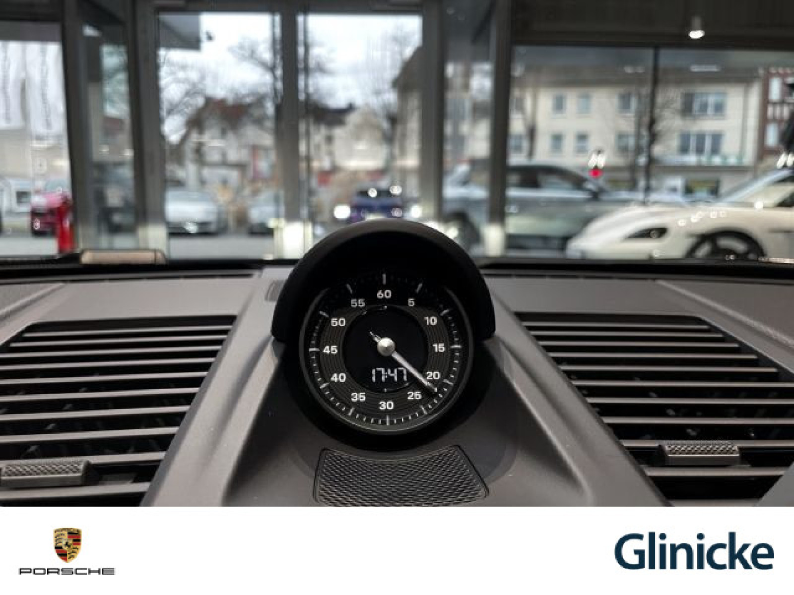 Porsche - 992_21 Porsche - 992_21