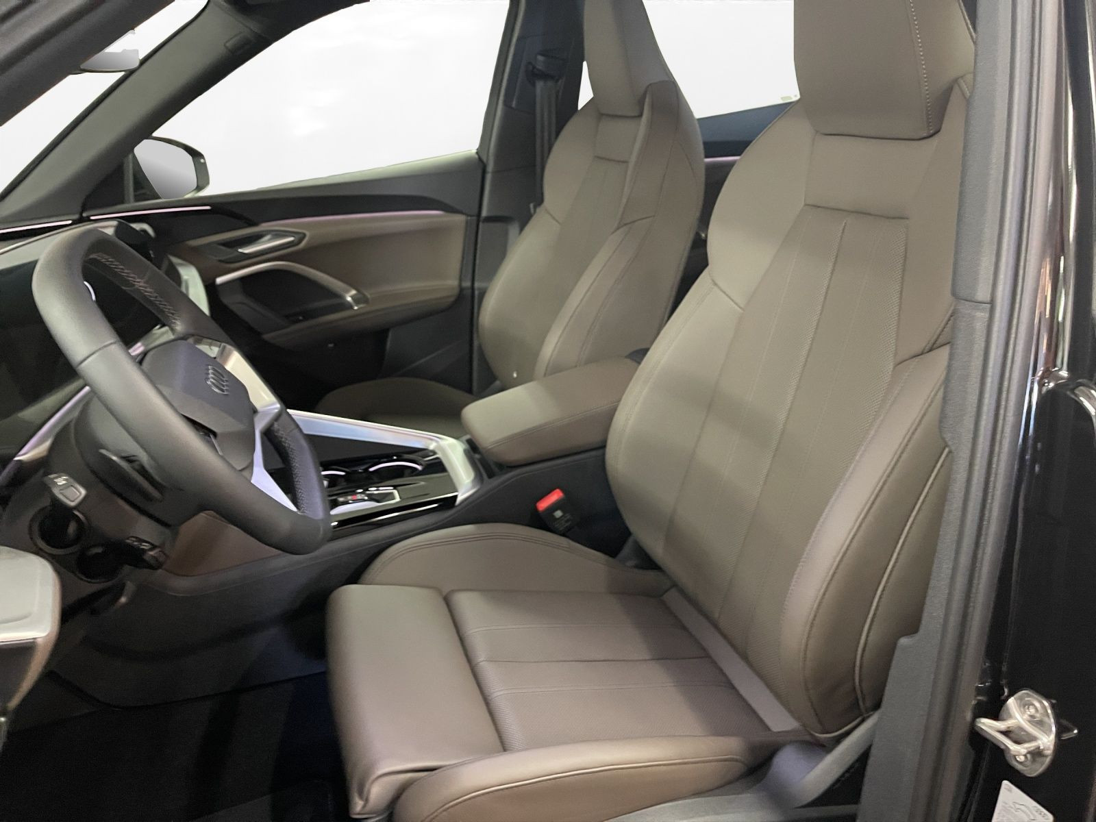 Audi - Q5_13
