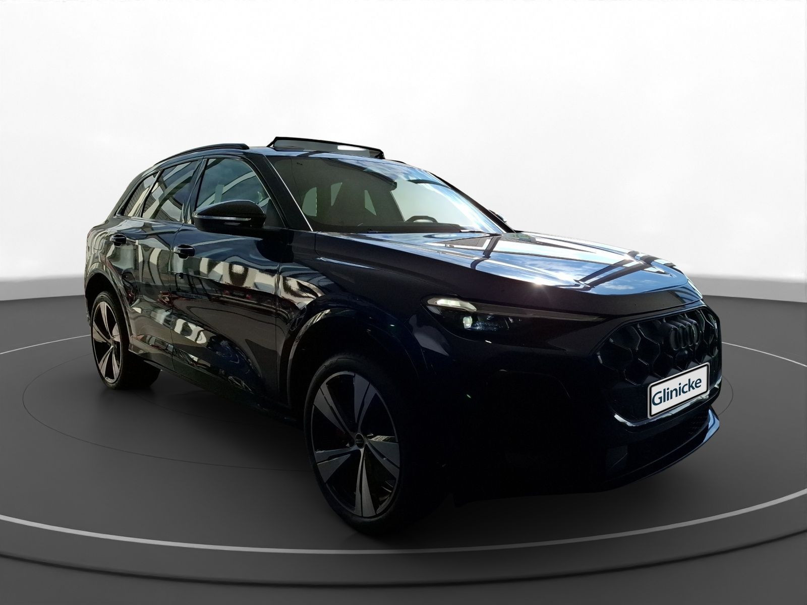 Audi - SQ5_15