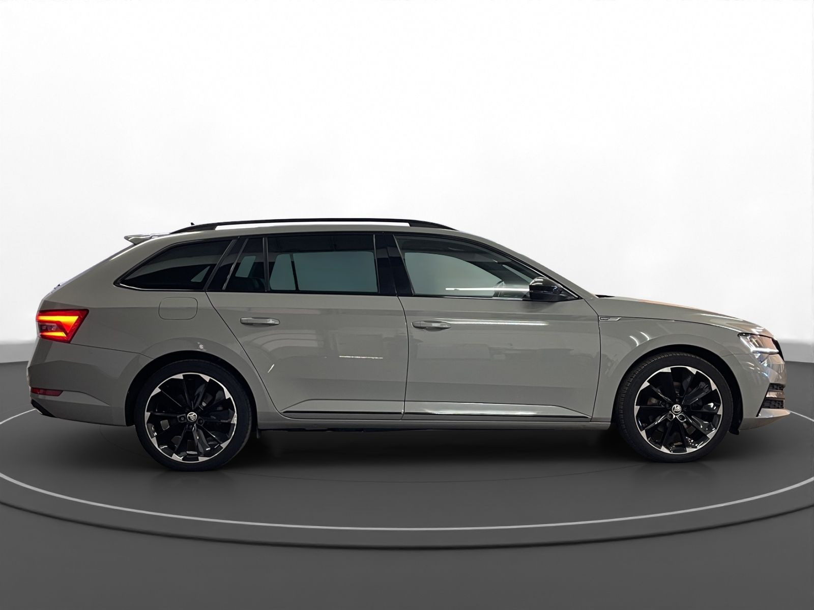 Škoda - Superb_5