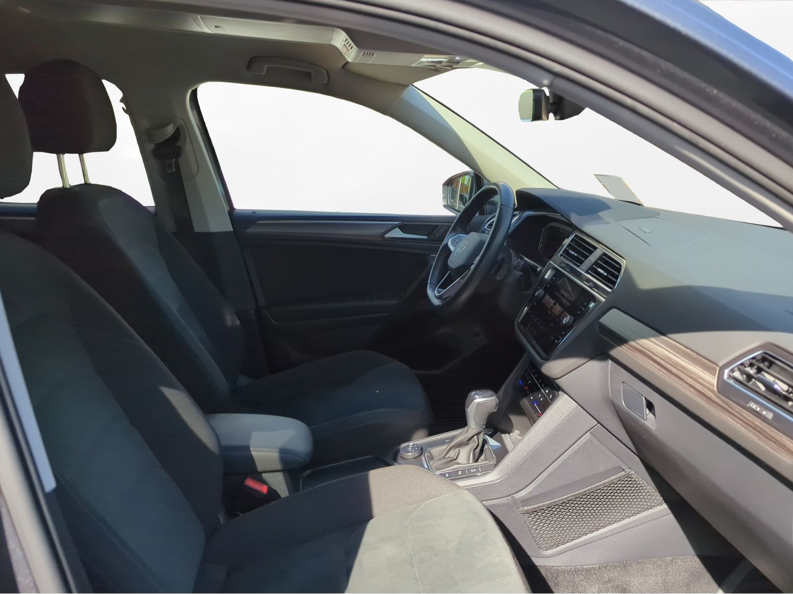 Volkswagen - Tiguan Allspace_12