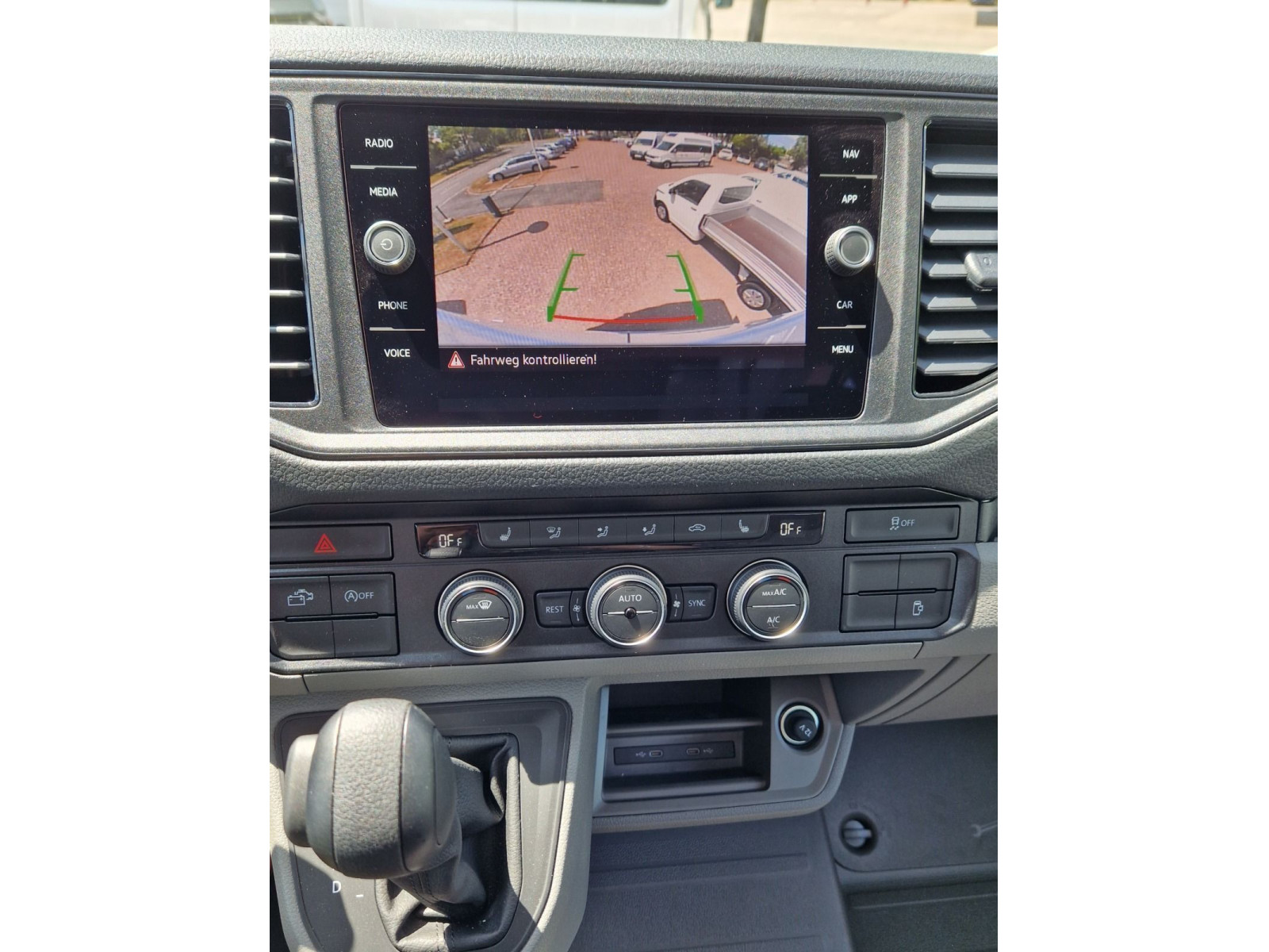 Volkswagen - Grand California 600_22