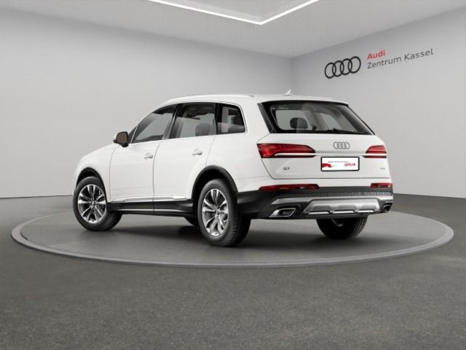 Audi - Q7_5