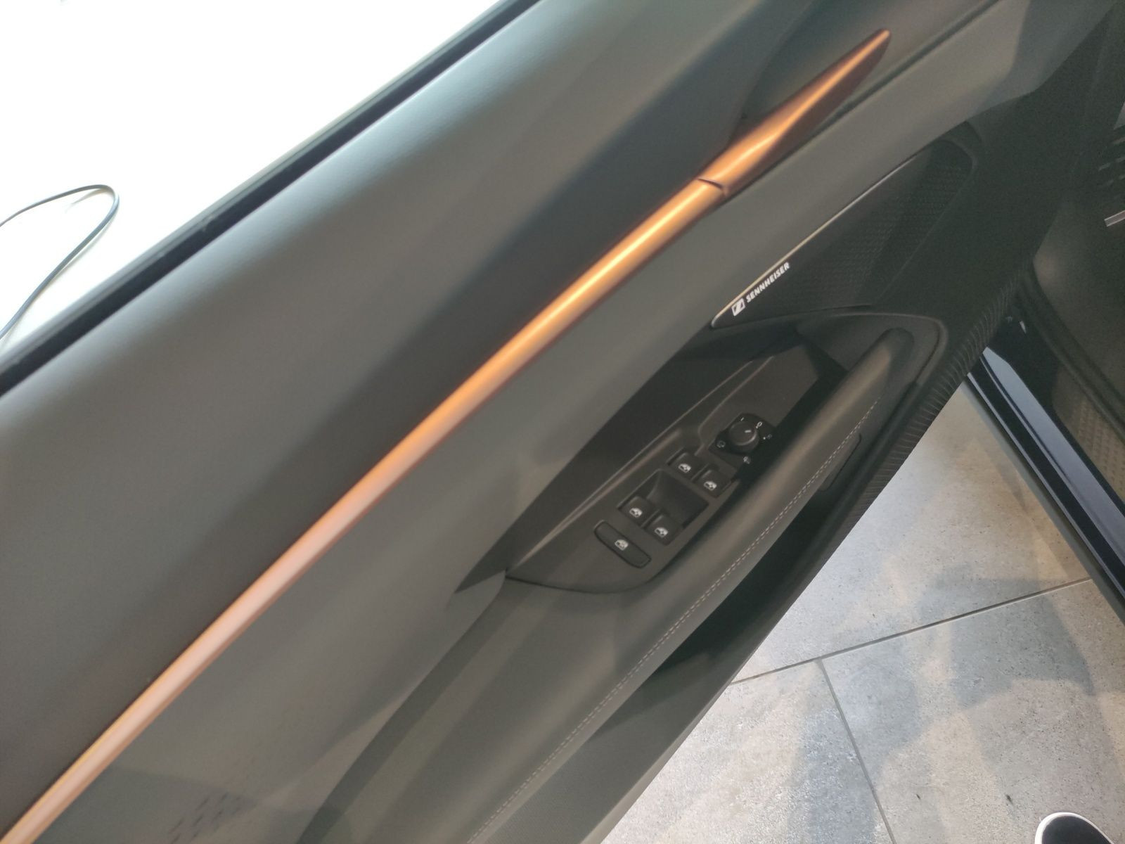 Cupra - Terramar_18