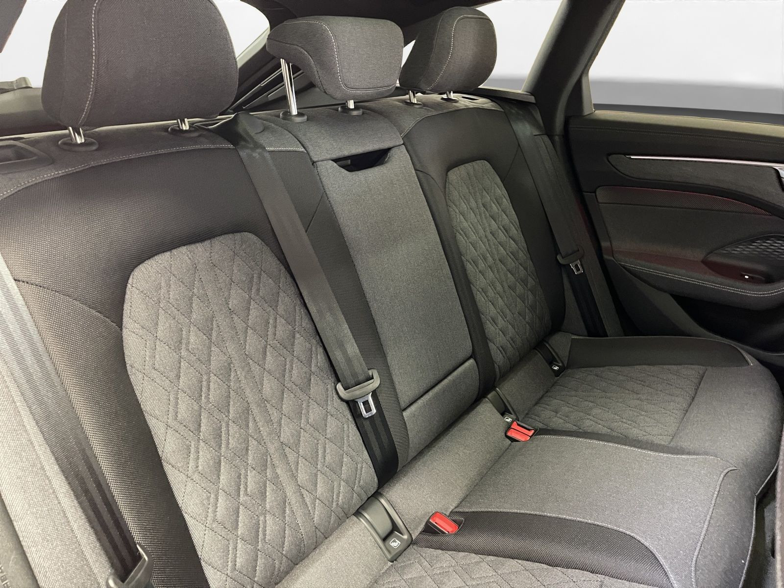 Audi - A6 Avant_22