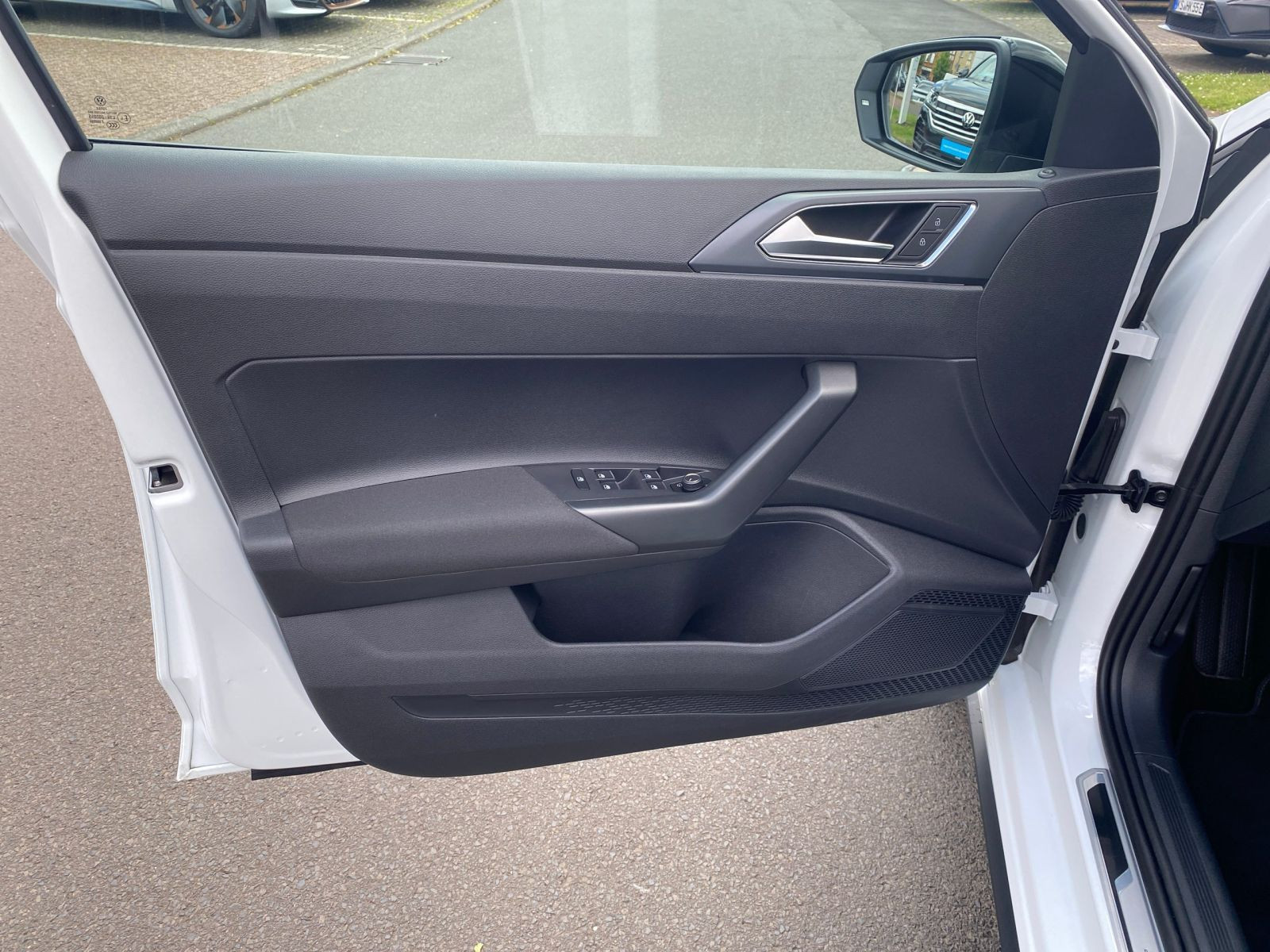 Volkswagen - Polo_14
