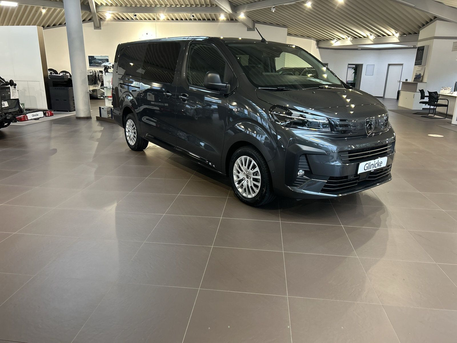 Peugeot - Expert_5