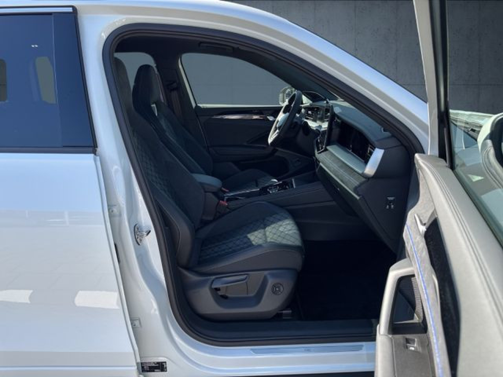 Volkswagen - Tayron_17