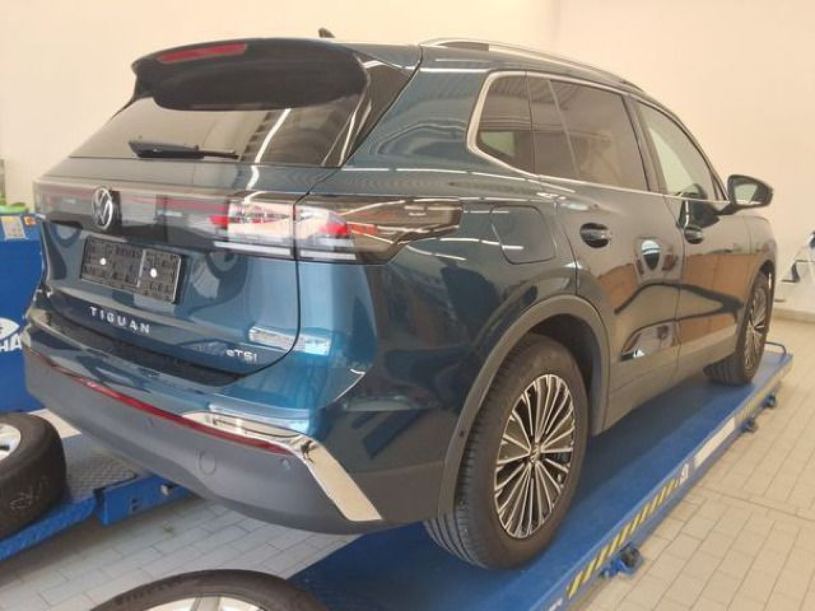 Volkswagen - Tiguan_4 Volkswagen - Tiguan_4