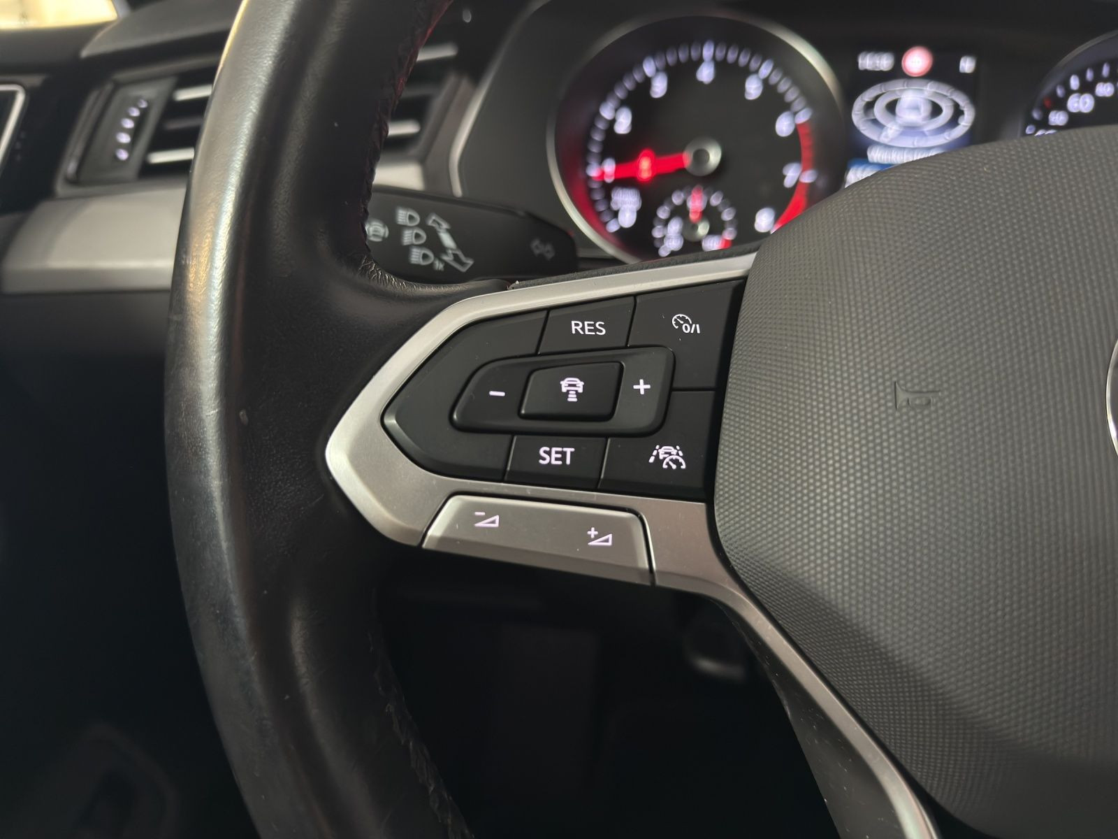 Volkswagen - Passat Variant_26