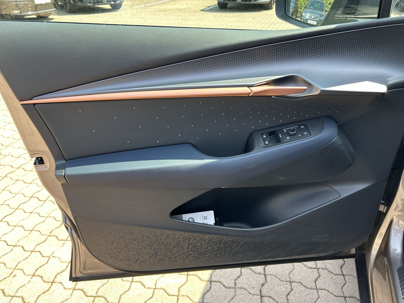 Cupra - Tavascan_28