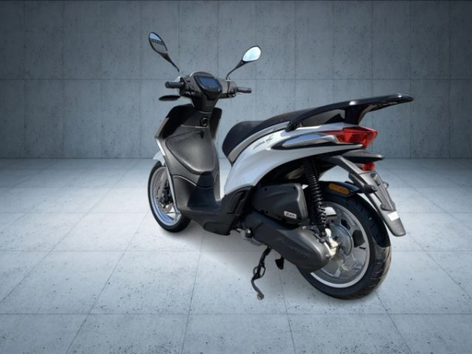 Piaggio - _3