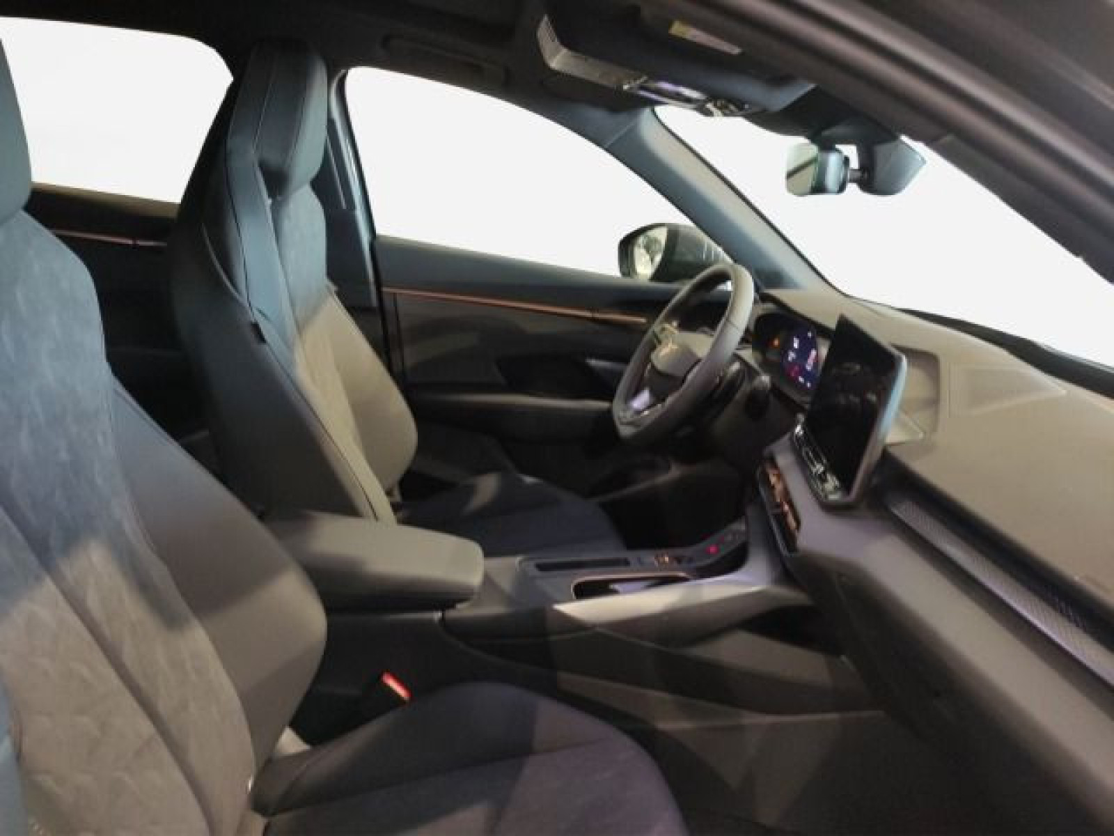 Cupra - Terramar_11