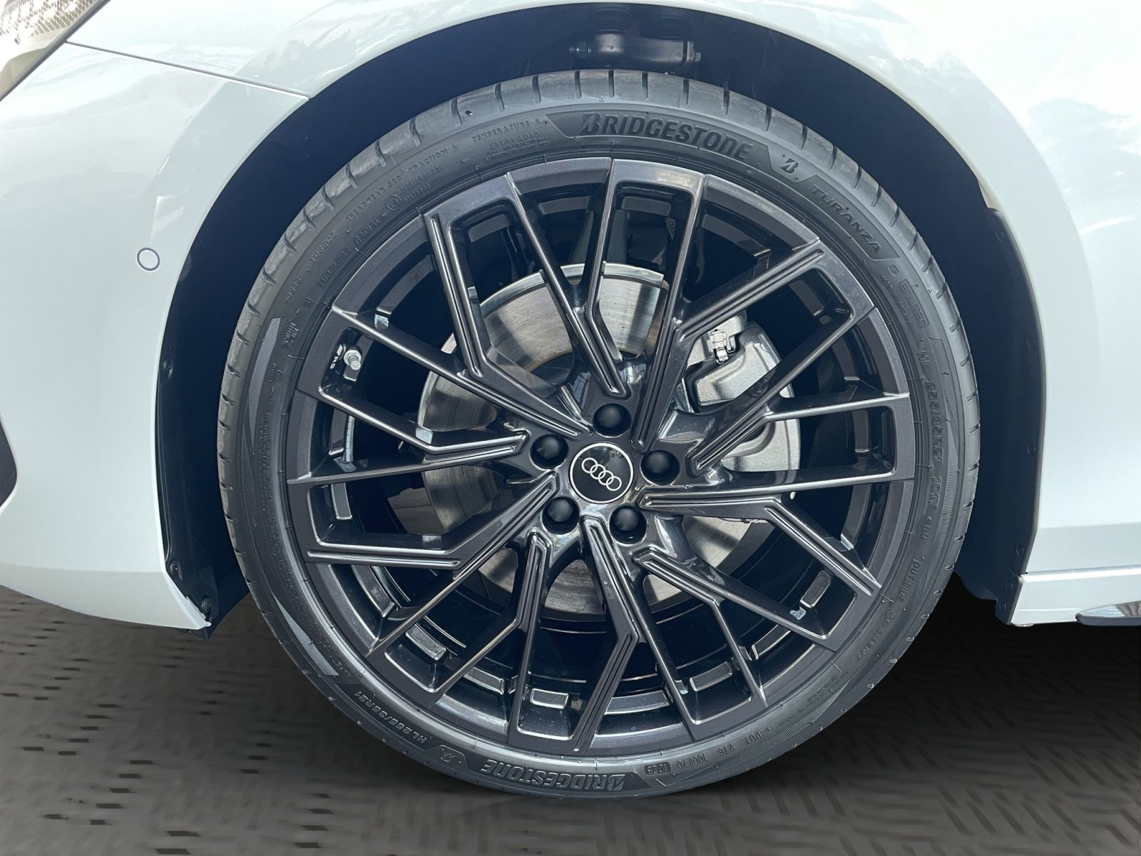 Audi - A6 Avant_19
