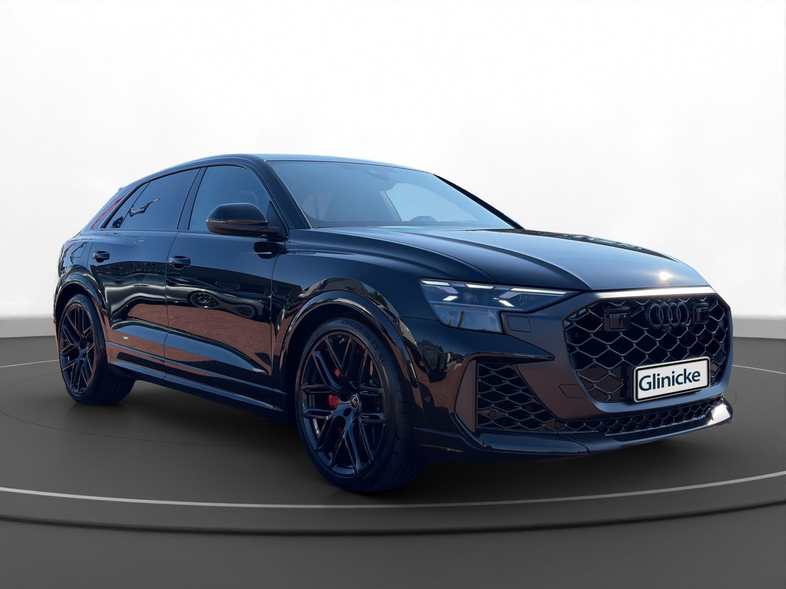 Audi - RS Q8_17