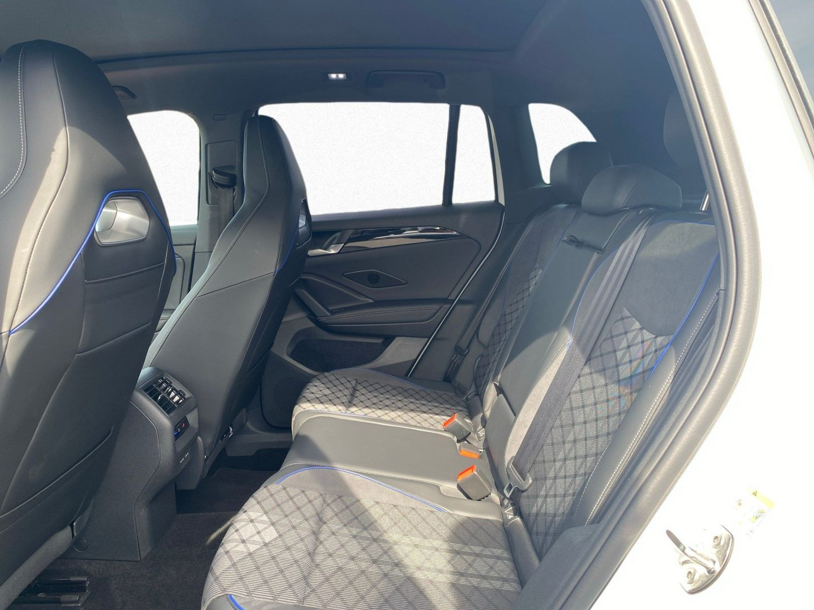 Volkswagen - Tiguan_14