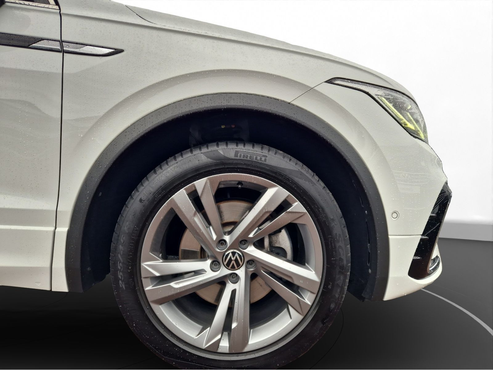 Volkswagen - Tiguan Allspace_13