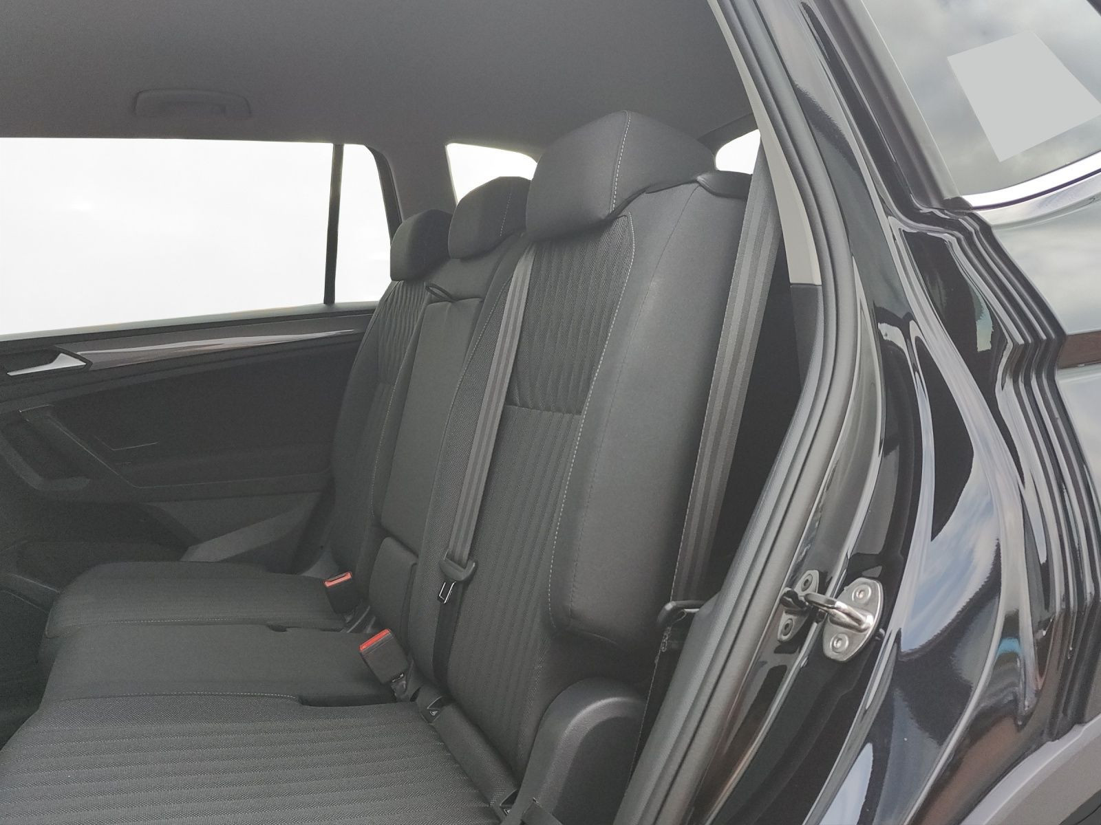 Volkswagen - Tiguan Allspace_6