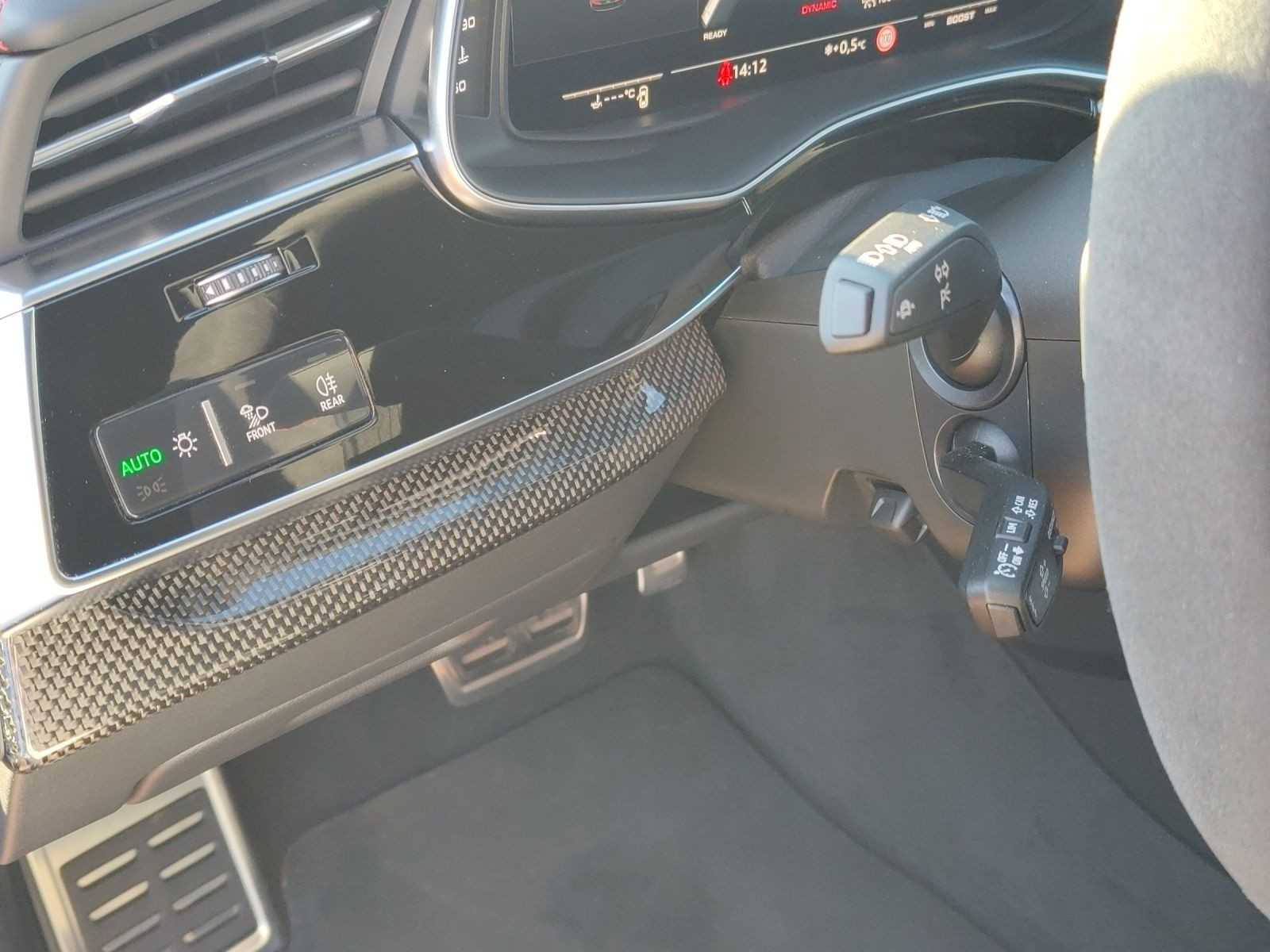 Audi - SQ7_18
